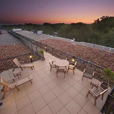 Execustay At York Place Apts Edina Restaurang bild